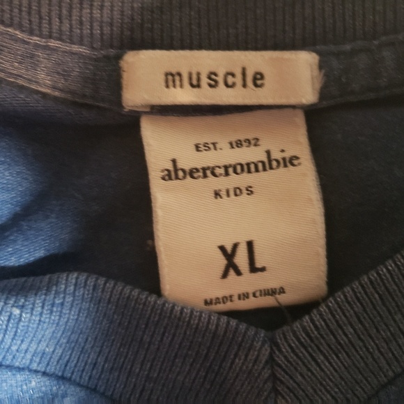 Boy's abercrombie kids T-shirt - Picture 4 of 4